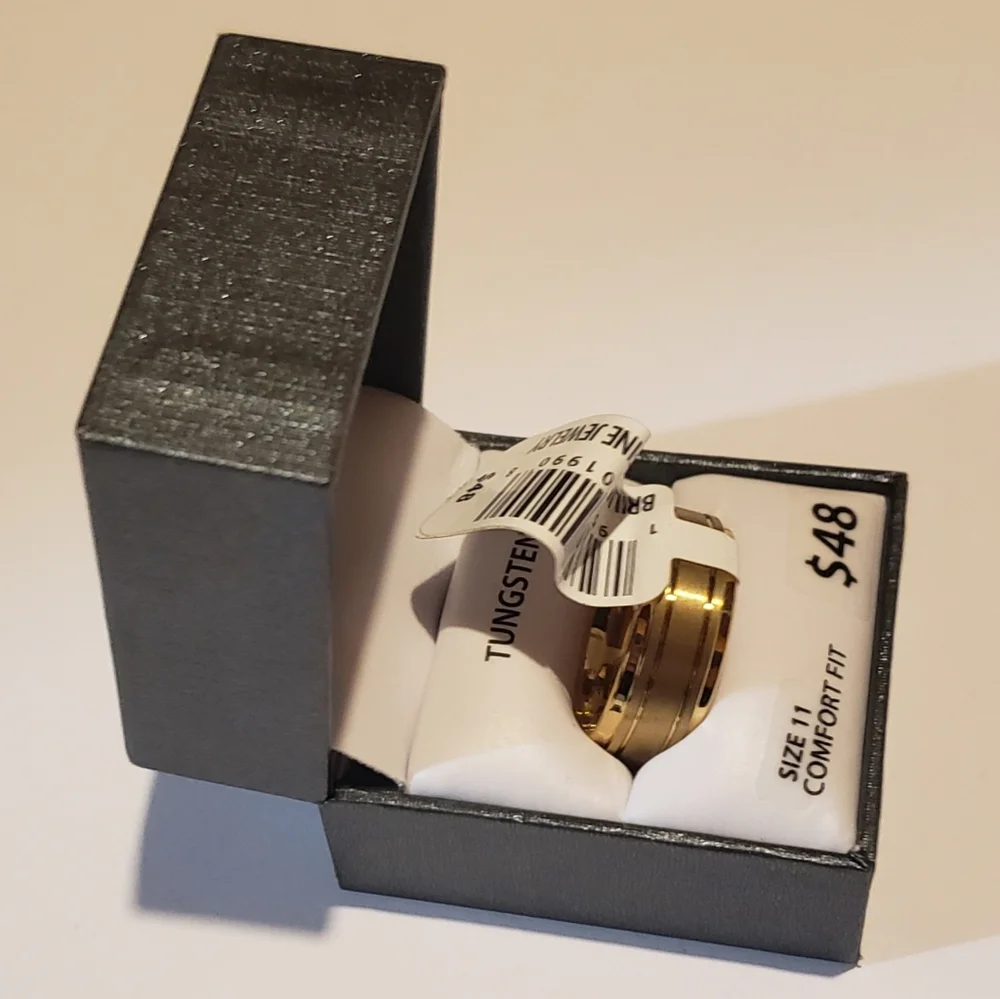 New Brilliance fine jewelry Tungsten yellow IP band size 11 - Picture 7 of 9